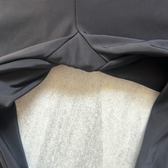 Pink & Black performance Under Armour large heat gear cropped leggings - Picture 6 of 9